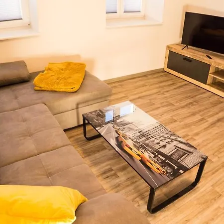 Ferienwohnung Kolow Apartment *